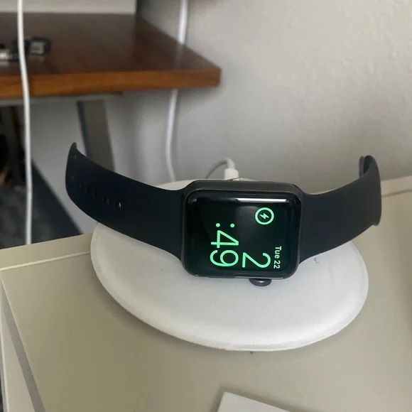 Apple | Wearables | Apple Watch 3gen 35mm | Poshmark display picture 1